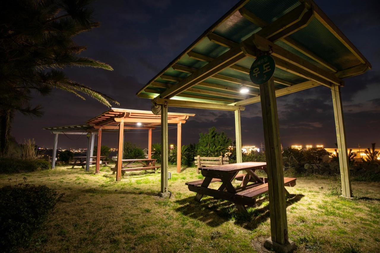 Jeju Tovice Condo Family Exterior photo